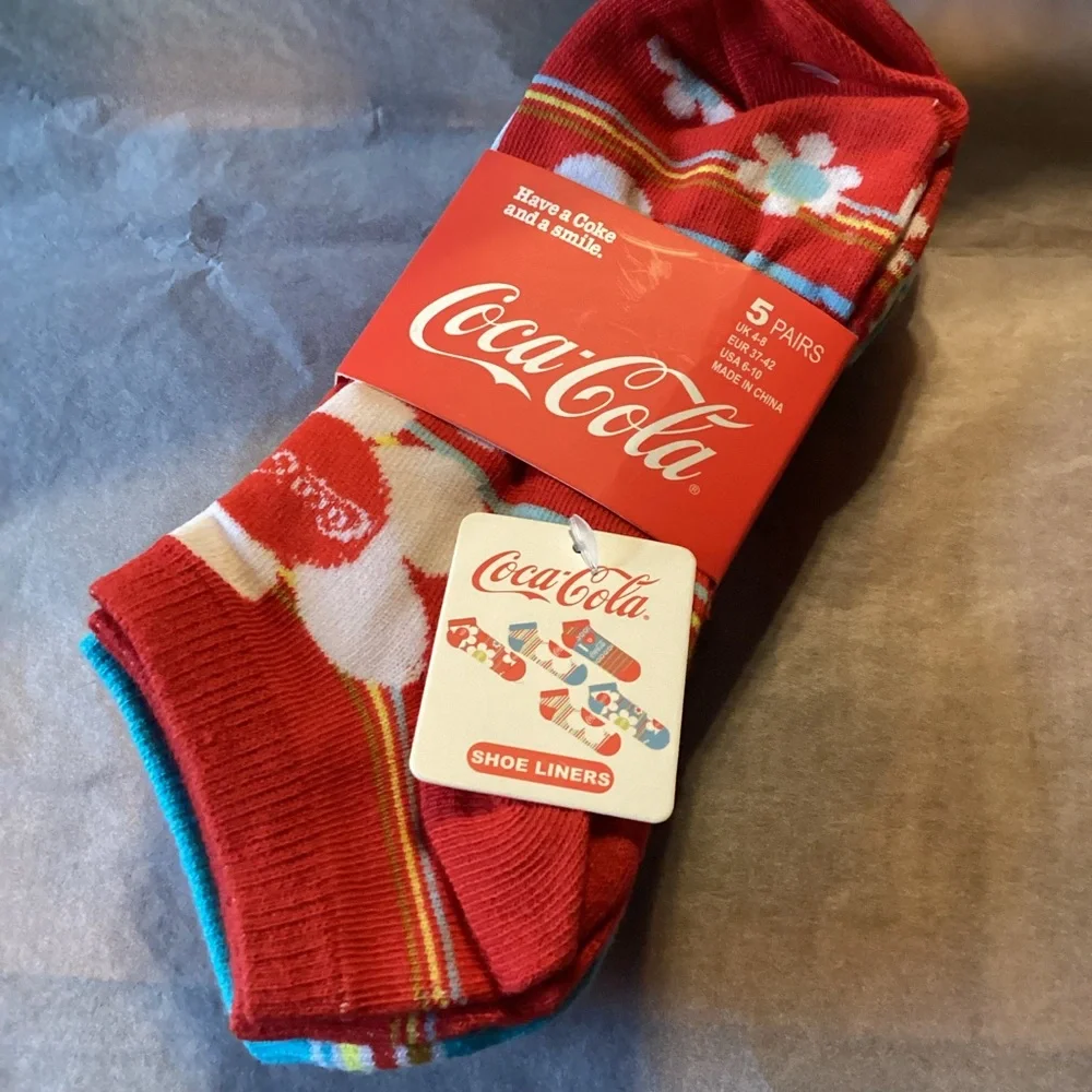 Coca Cola Socks - shoe liner style - 5 pairs- size 6-10